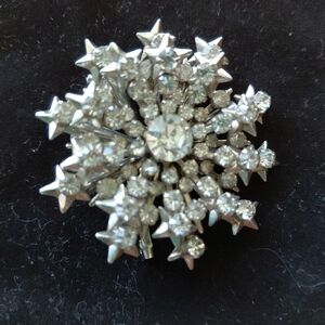 Vintage Elegant Silver Rhinestone Crystal Brooch 50'60 Era
